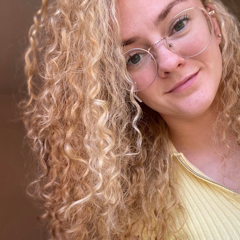 Meet your Posher, Steffani